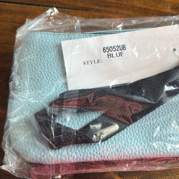 Sloth 🦥 wristlet - Picture 6 of 8